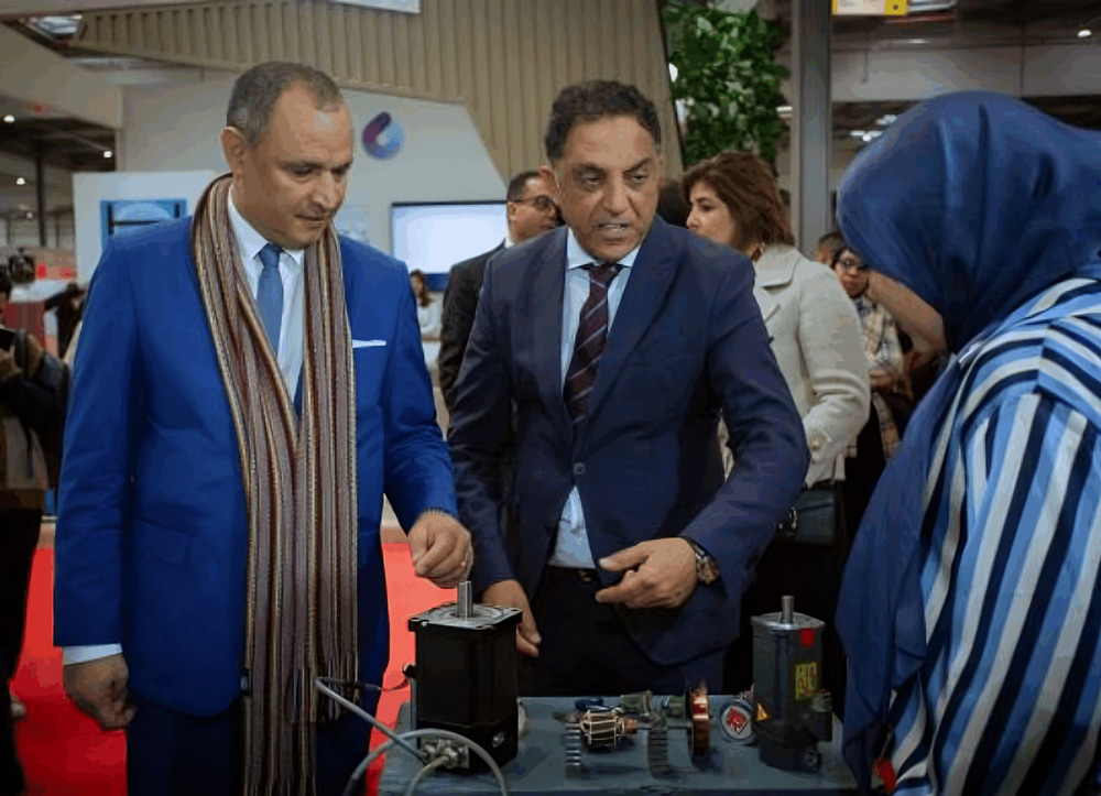 marokkanische Delegation Regnard-Stand Ibtissam Lamrani